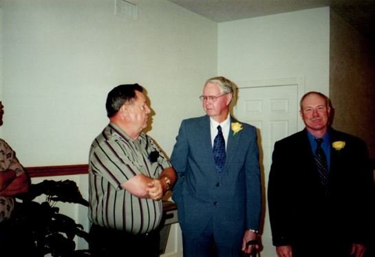 Louis Oliver Peveto - Photo 22