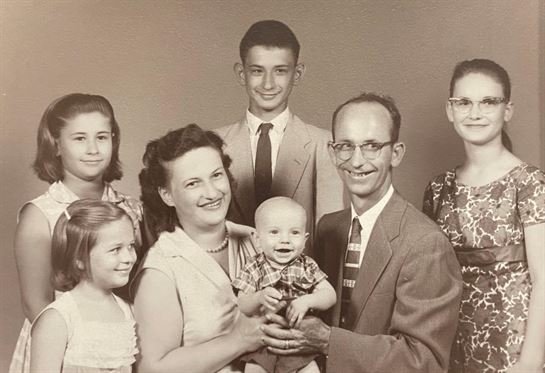 Carolyn Bland - Photo 7