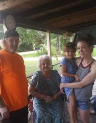 LaDonna Jean Laughlin - Photo 45