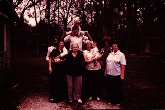 LaDonna Jean Laughlin - Photo 57