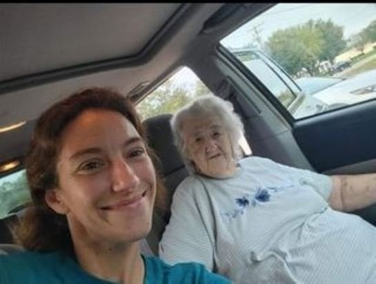 LaDonna Jean Laughlin - Photo 88