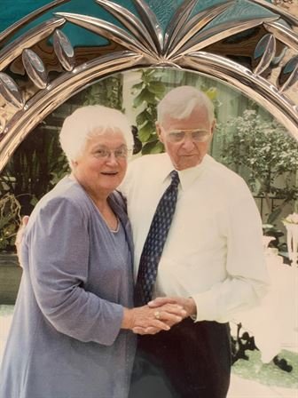 Elizabeth "Betty" Garrett Lundquist - Photo 18