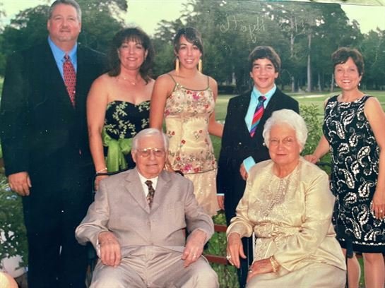 Elizabeth "Betty" Garrett Lundquist - Photo 23