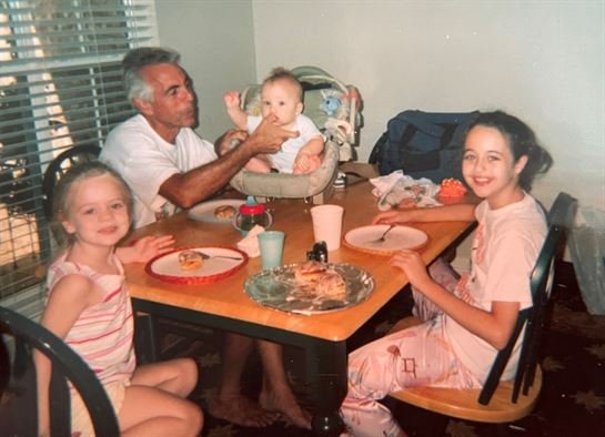 Samuel Frank Lucia - Photo 6