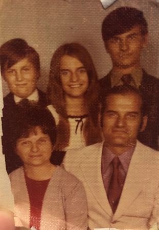 Yvonne Marze Huff Dyson - Photo 61