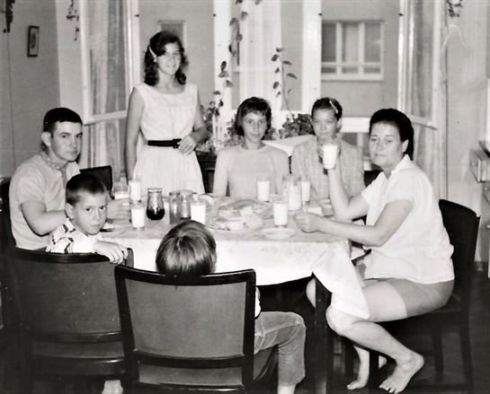 Patricia Ladell Lancaster - Photo 10