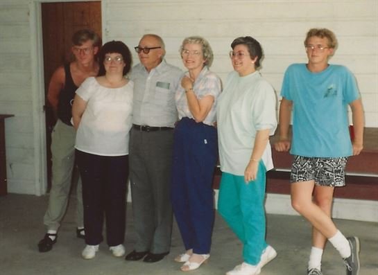 Patricia Ladell Lancaster - Photo 28