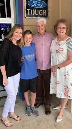 Edward Hutchins - Photo 128