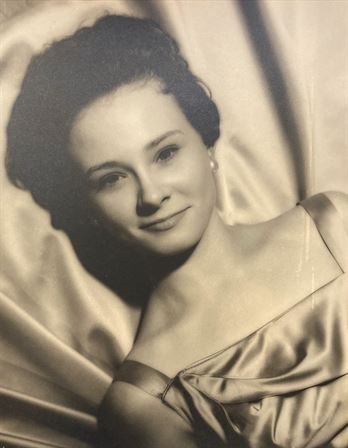 Barbara LeMoine - Photo 18