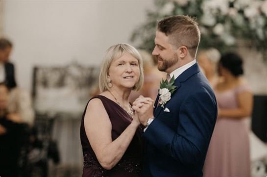 Claudia Davis - Photo 12