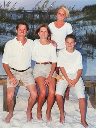 Claudia Davis - Photo 23