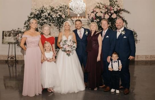 Claudia Davis - Photo 35