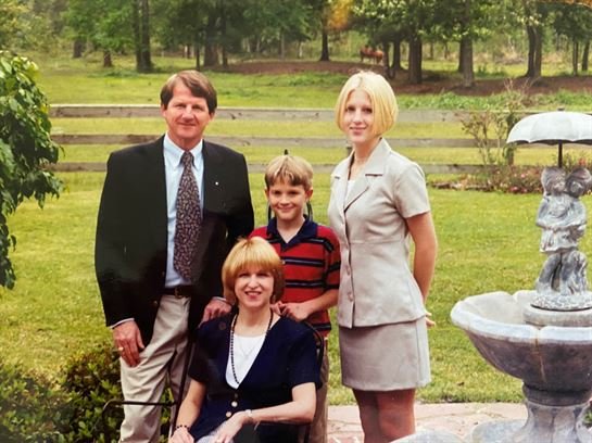 Claudia Davis - Photo 36