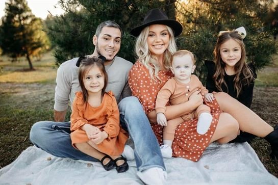 Evelyn Morris - Photo 11