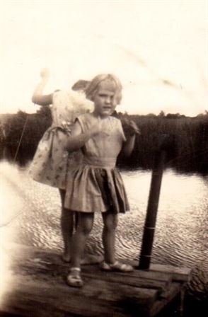 Evelyn Morris - Photo 21