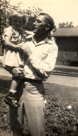 Evelyn Morris - Photo 65