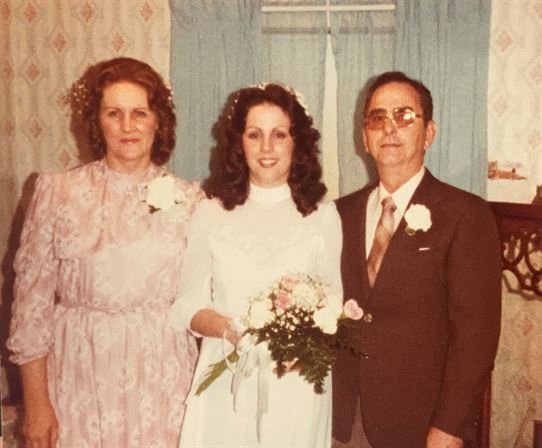 Ann Lou Gauthier - Photo 6