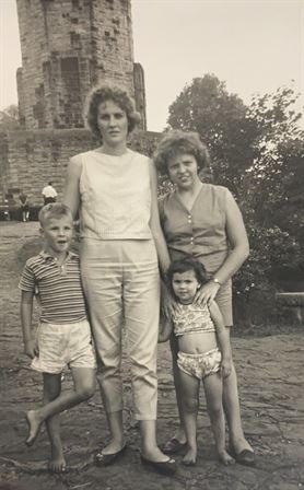 Ann Lou Gauthier - Photo 32