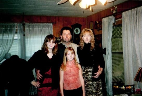 Rebecca Bradley - Photo 14