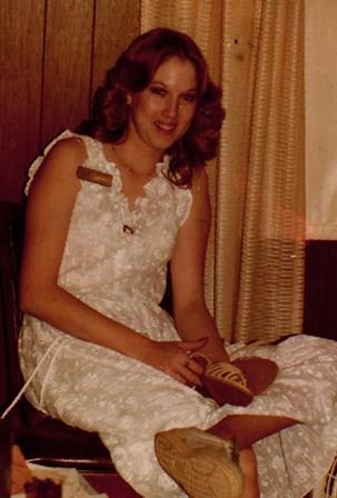 Rebecca Bradley - Photo 41