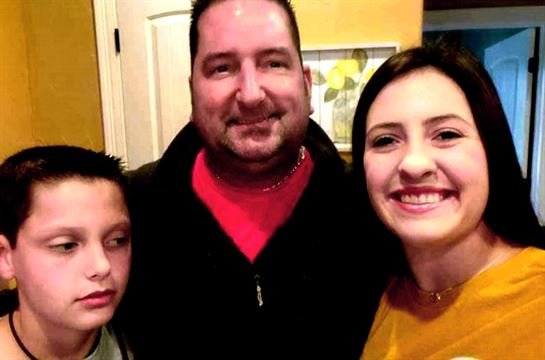 Shane Edward Tesch - Photo 7