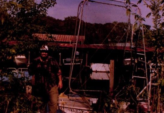 Michael Edger Weaver - Photo 51