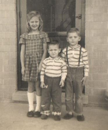 Michael Edger Weaver - Photo 63