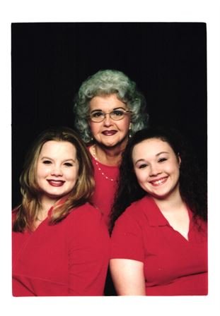 Mary Ellen Sneed - Photo 53