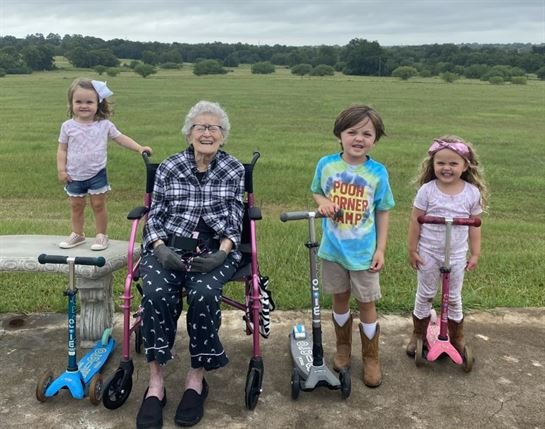 Joyce Duplissey Young - Photo 37