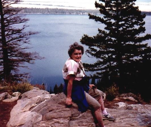 Joyce Duplissey Young - Photo 114