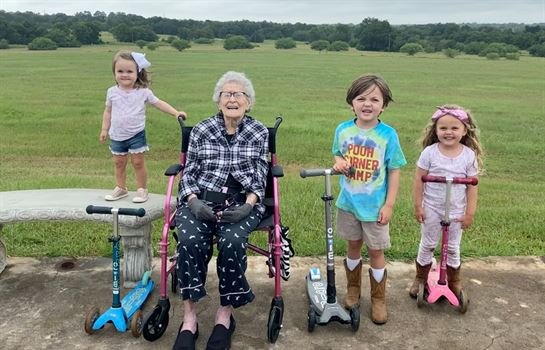 Joyce Duplissey Young - Photo 158