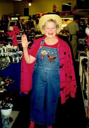 Joyce Duplissey Young - Photo 196