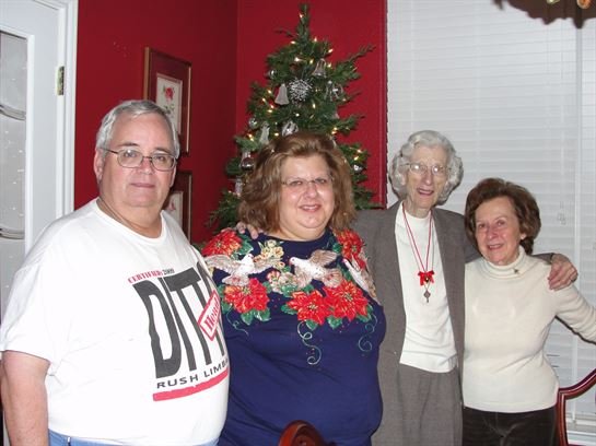 Catherine Marie Phillips - Photo 28