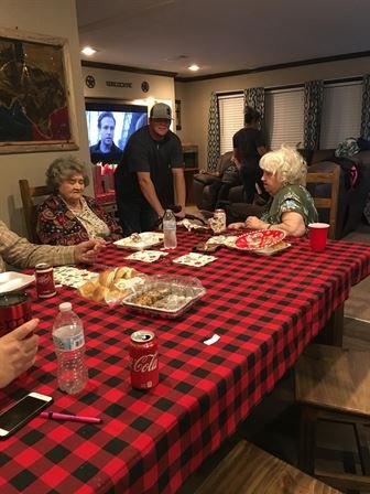 Bobby and Emily Duncan - Photo 19