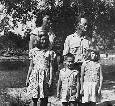 Bobby and Emily Duncan - Photo 30