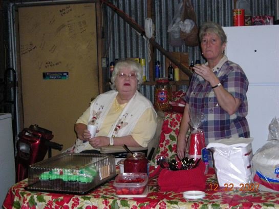 Bobby and Emily Duncan - Photo 95