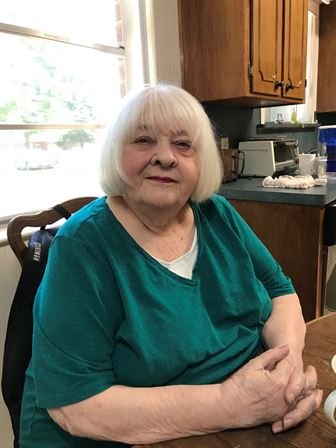 Daisy "Vianna" Miller - Photo 5