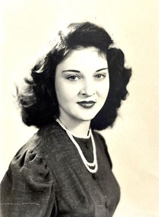 Daisy "Vianna" Miller - Photo 29