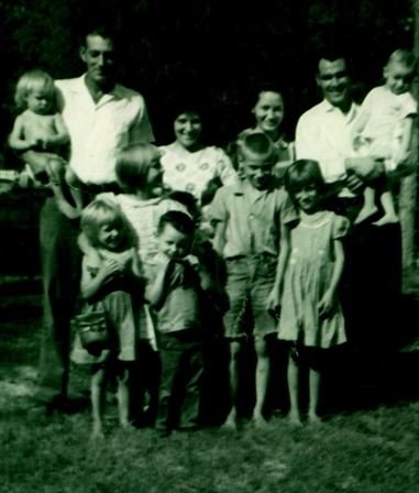 Sheila Kay Hinson - Photo 26