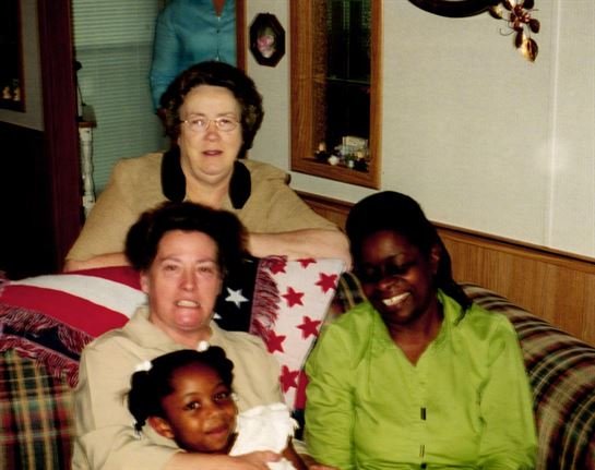 Sheila Kay Hinson - Photo 29