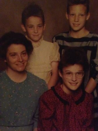 Sheila Kay Hinson - Photo 67