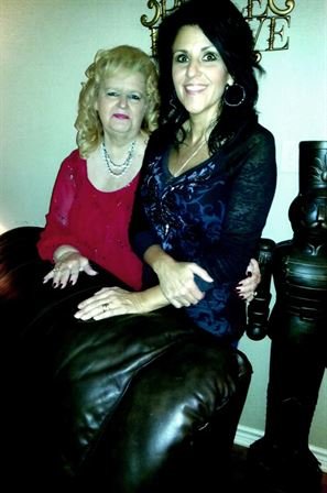 Joyce Carol Whitstine - Photo 9