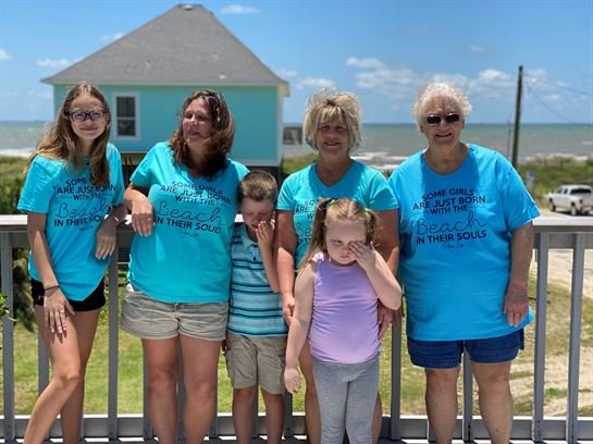 Christine Bukowsky - Photo 5