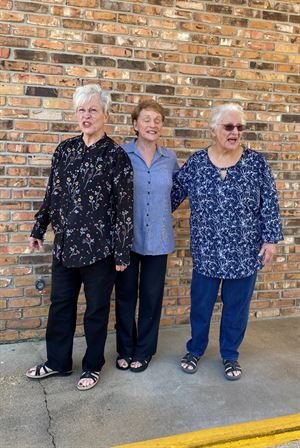 Christine Bukowsky - Photo 60