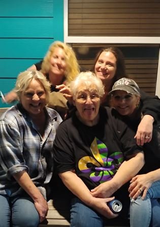 Christine Bukowsky - Photo 95