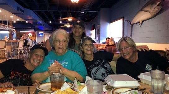 Christine Bukowsky - Photo 94