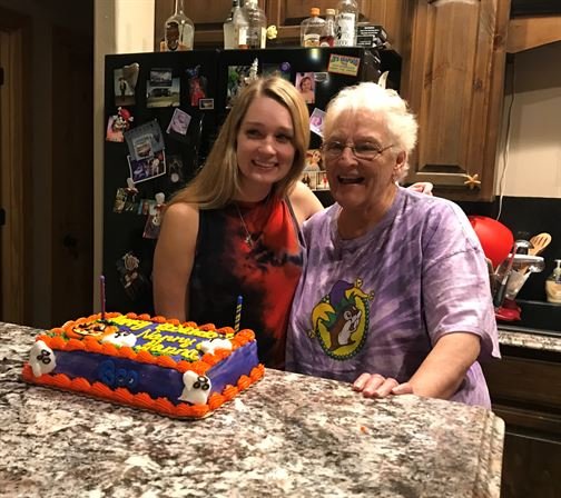 Christine Bukowsky - Photo 135