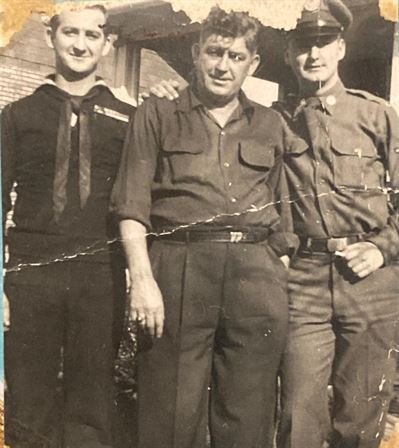 Robert "Bob" Phillips - Photo 4