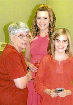 Mary Ellen Ener - Photo 24