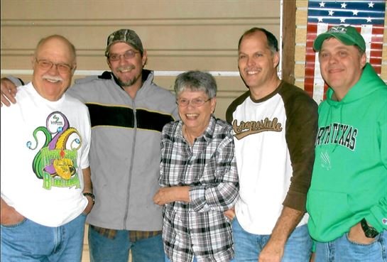 Mary Ellen Ener - Photo 32